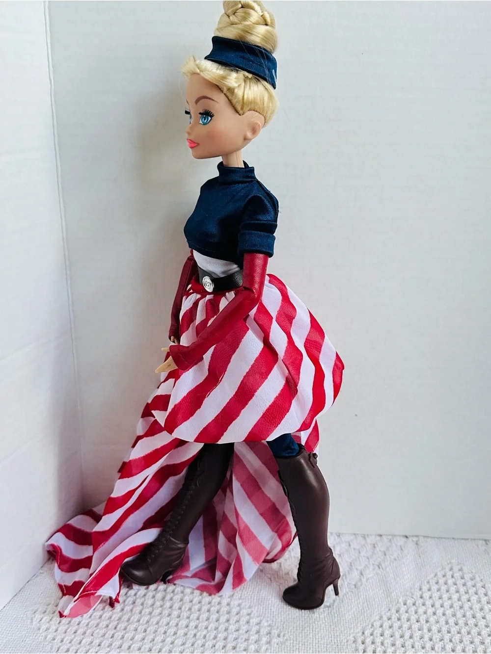 Captain America Fan Girl x Madame Alexander Collab 2018 Marvel Fashion Doll 13